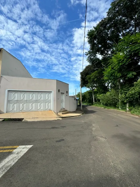 imagem 1 - Casa de meio lote localizada no bairro Nossa Senhora Aparecida - São Carlos. imagem 1 - Casa de meio lote localizada no bairro Nossa Senhora Aparecida - São Carlos.