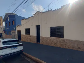 imagem 1 - Casa no centro com 4 Dormitórios tanto para residencial quanto comercial. imagem 1 - Casa no centro com 4 Dormitórios tanto para residencial quanto comercial.