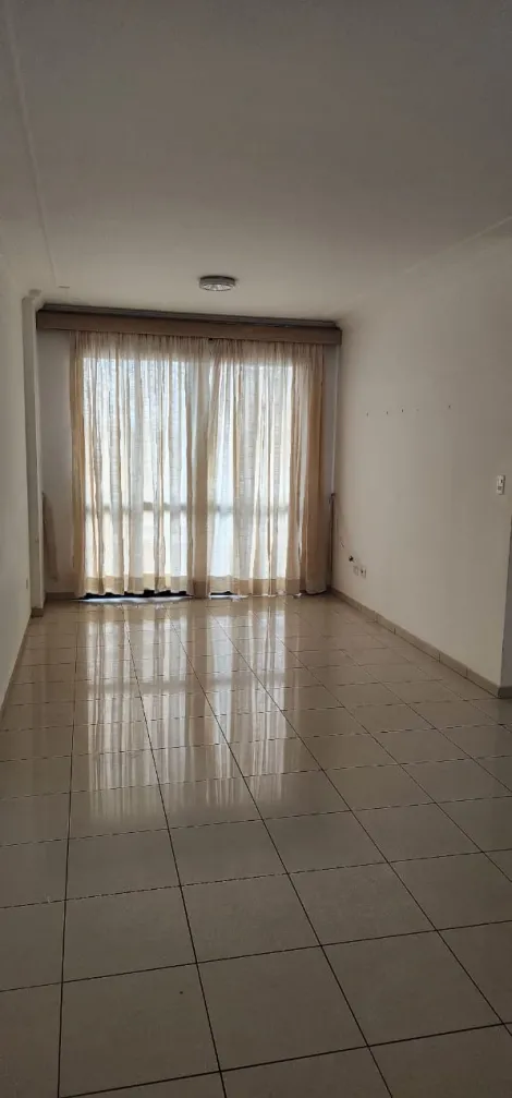 imagem 2 - Casa 3 quartos sendo 1 suite com garagem coberta no centro. imagem 2 - Casa 3 quartos sendo 1 suite com garagem coberta no centro.